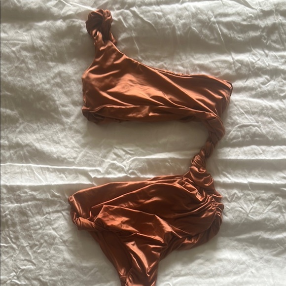 Isa Boulder Twisted Swimsuit Rust Small - Picture 2 of 5